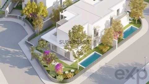 Moradia T3 em Santa Maria, São Pedro e Sobral da Lagoa, Óbidos
