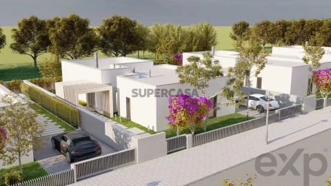 Moradia T3 em Santa Maria, São Pedro e Sobral da Lagoa, Óbidos