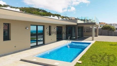 Moradia T3 em Água de Pena, Machico