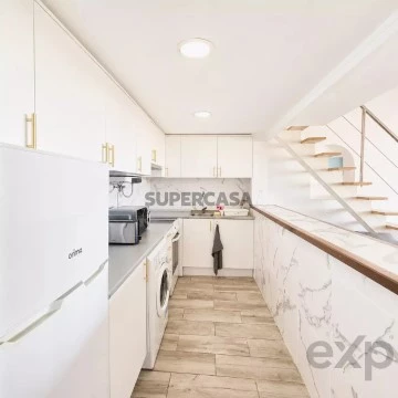 Apartamento T1 em Quelfes, Olhão