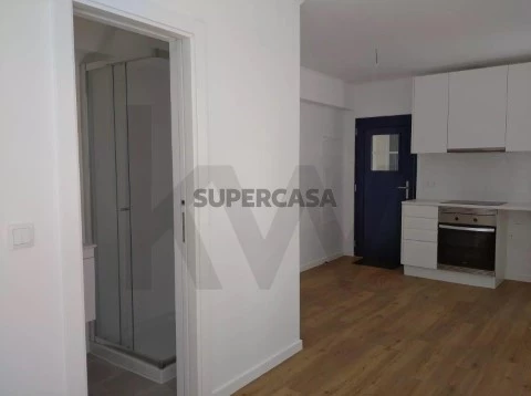 Apartamento T0 em Estrela, Lisboa