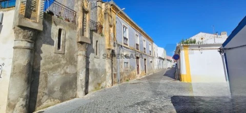 Prédio em Grândola e Santa Margarida da Serra, Grândola
