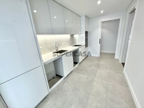 Moradia T3 Triplex em Leiria, Pousos, Barreira e Cortes, Leiria