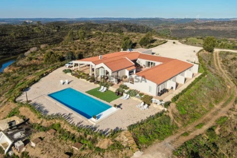 Terreno em Odiáxere, Algarve, Portugal