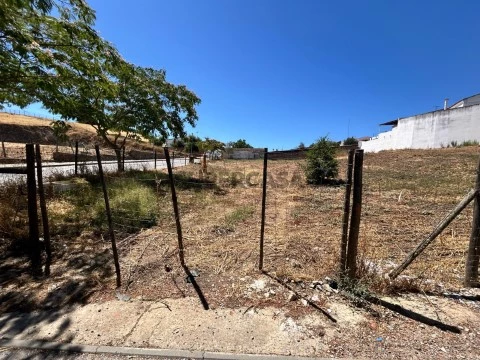 Terreno Urbano para Construção - 1.300 m² - Serpa (Moinhos de Vento)
