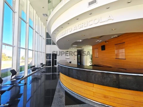 Edifício de Serviços | Antiga Dependência Bancária