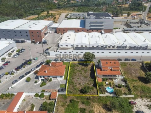 Terreno Urbano em Serpins, Lousã