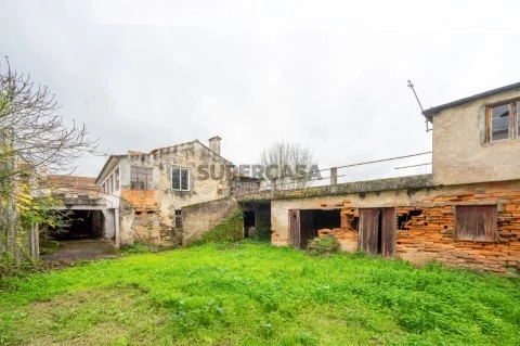 Moradia T3 em Vilarinho, Lousã