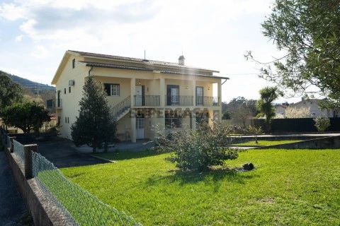 Moradia T4 na Lousã, Lousã
