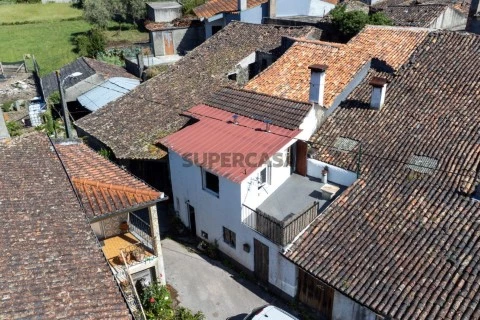Moradia T3 em Vilarinho, Lousã