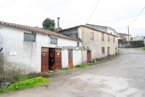 Moradia T3 em Serpins, Lousã