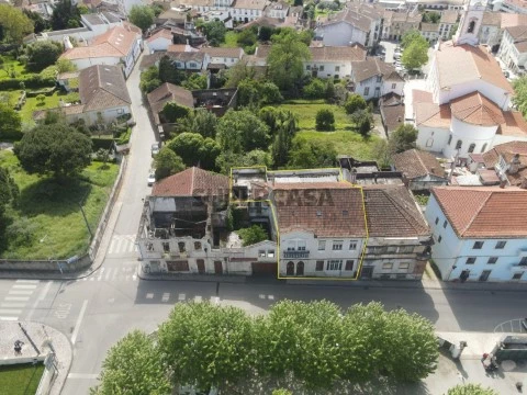 Moradia T5 em Vilarinho, Lousã