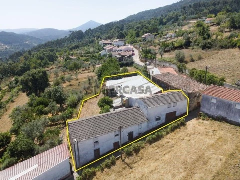 Moradia T3 em Vila Nova do Ceira, Góis