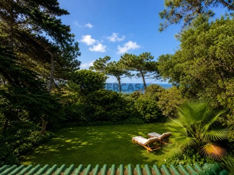 Moradia na Quinta da Marinha, Primeira Linha de Mar