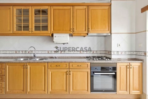 Cozinha Apartamento T3 Arangues Vista Rio Setúbal