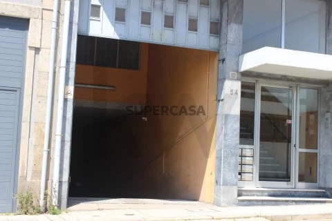 Garagem em Cedofeita, Santo Ildefonso, Sé, Miragaia, São Nicolau e Vitória, Porto