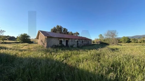 Moradia T3 em Enxames, Fundão