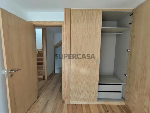 Appartement 3 kamers Op Praça Alexandre Herculano, Constância, Constância