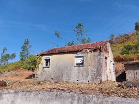 Casa Térrea T2 em Prado e Remoães, Melgaço