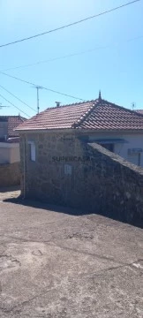 Moradia T1 em Cousso, Melgaço