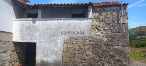 Oude woningen 2 kamers Op Rua Nova L. de Mourel, Ganfei, Valença