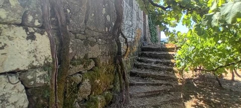 Casa Rústica T2 em EM1123, Podame, Monção