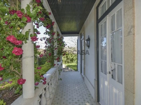 Moradia T6 Aveiro | Ovar | Arada - Varanda