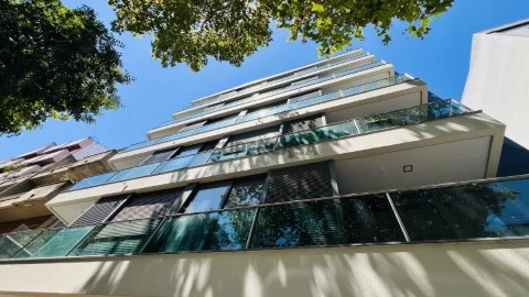 Duplex T4 na Avenida Gomes Pereira, Benfica, Lisboa