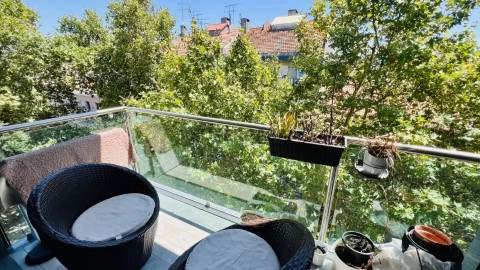 Duplex T4 na Avenida Gomes Pereira, Benfica, Lisboa