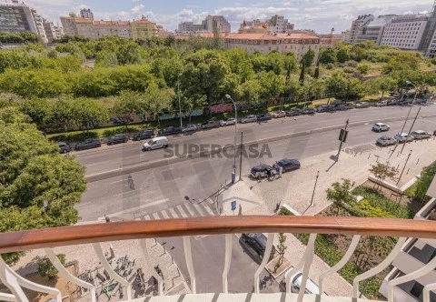 Apartamento T2 em Campolide, Lisboa