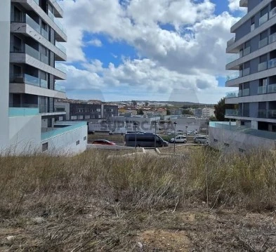 Terreno em Venteira, Amadora
