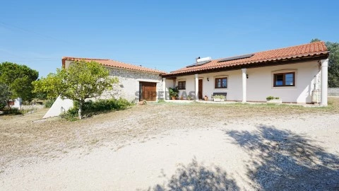 moradia-terrea-rustica-pedra-tomar-02-rute-ferreira-imobiliaria (10)