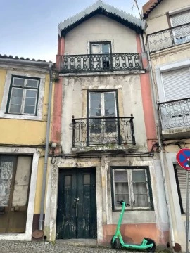Prédio em Cidade de Santarém, Santarém
