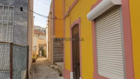 Prédio em São Sebastião, Setúbal