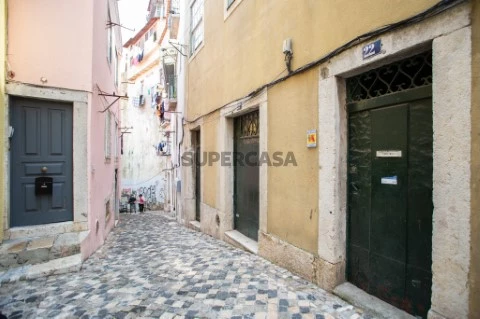 Prédio em Santa Maria Maior, Lisboa