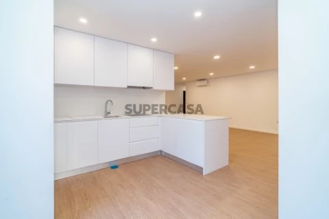 Apartamento T2 em Esgueira, Aveiro