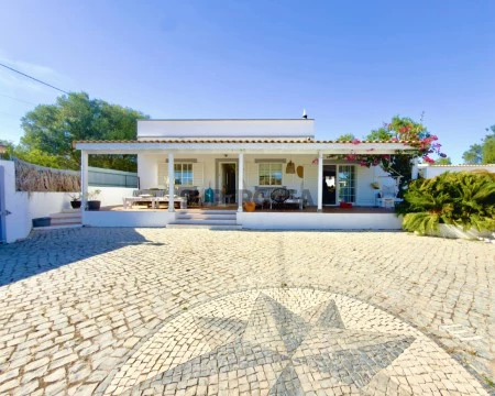 Moradia T4 em Pechão, Olhão