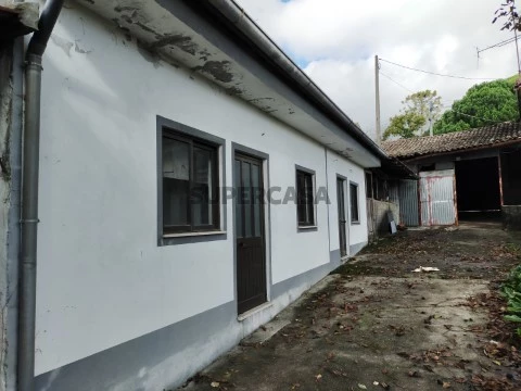 Moradia Isolada T2+1 Duplex em Abade de Neiva, Barcelos