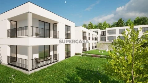 Apartamento T1+1 na Rua do Sobreiro, Vila Frescainha (São Pedro), Barcelos