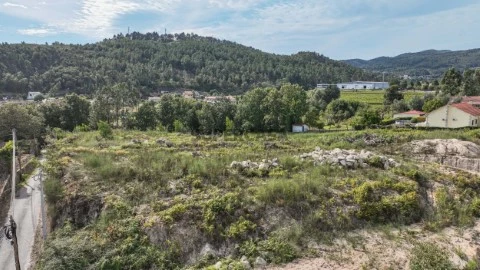Terreno em Geme, Vila Verde