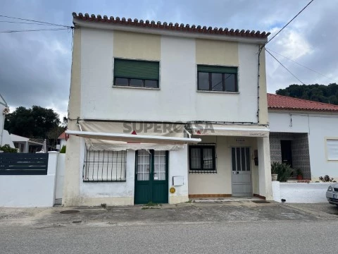 Haus 3 Zimmer auf São Miguel do Rio Torto e Rossio Ao Sul do Tejo, Abrantes