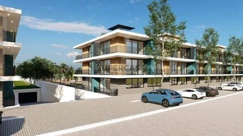 APARTAMENTO, PRÉDIO LATERAL