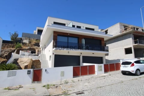 Haus 3 Zimmer auf Moreira de Cónegos, Guimarães