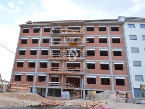 Apartamento T3 em Sé, Santa Maria e Meixedo, Bragança