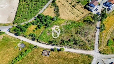Terreno em Fregim, Amarante