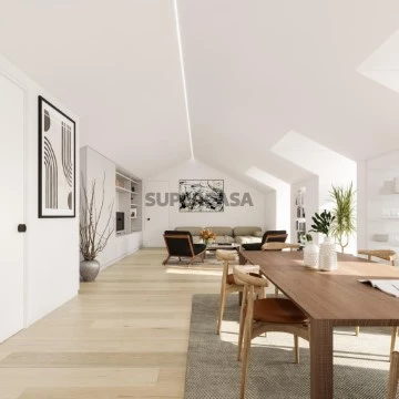 Penthouse T2 na Rua da Manutenção, Beato, Lisboa