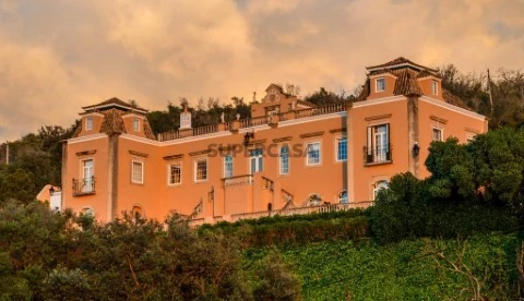 Palacete T6 Duplex na Rua da Ladeira, Silves, Silves
