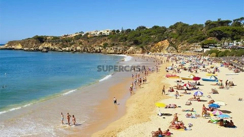 Gebouw Op Albufeira e Olhos de Água, Albufeira