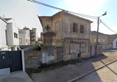 Huis 9 kamers Op Rua 8, Espinho, Espinho
