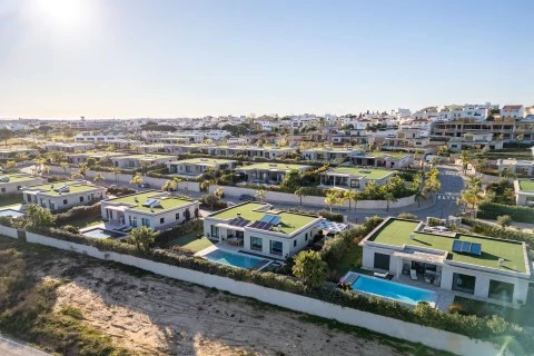Aluga se - Moradia T3 - Faro - Luxo - Hometown Properties